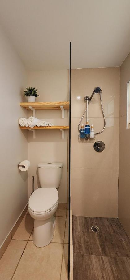 Private Aparment Studio In The Hard Of Miami Unit # 6 Opa-locka Exterior photo